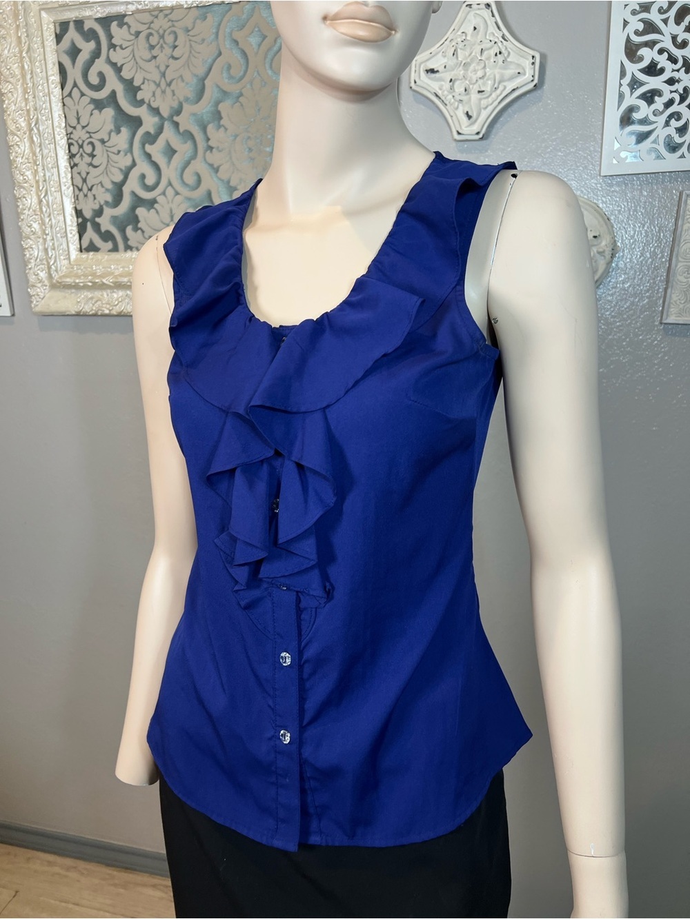 Banana republic Sleeveless Ruffled Button-Front Top - Royal Blue